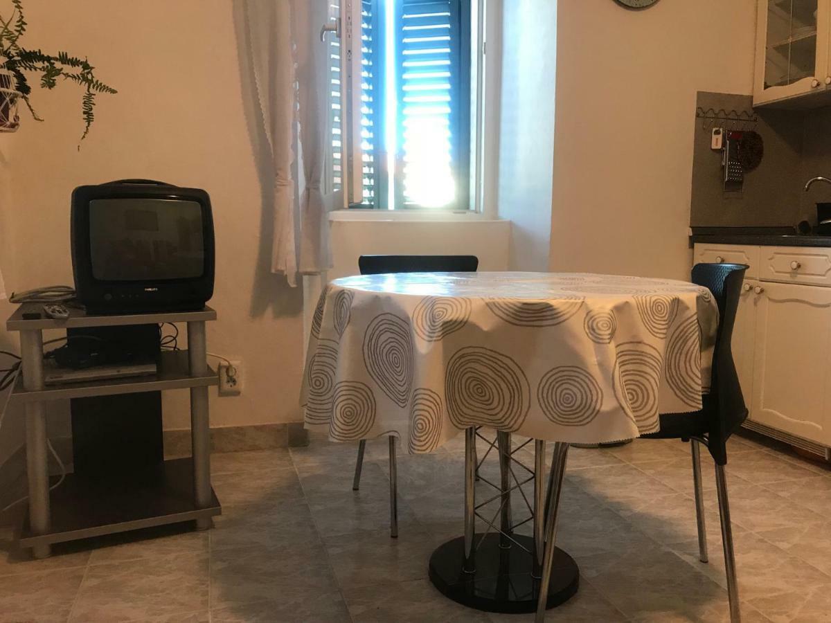 Apartman Gracin Primošten المظهر الخارجي الصورة